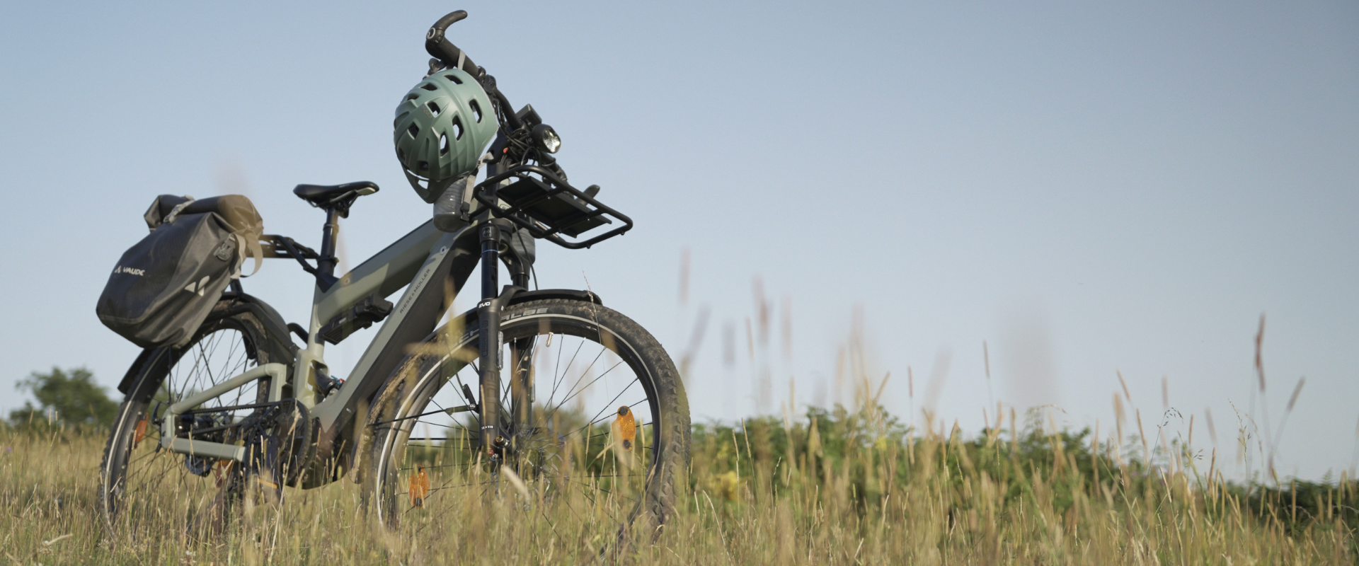 electric bicycle stocks Lectric XP Lite 2.0 Lavender Haze / Standard Battery adaptable power that responds naturally to your input In Stock & Ready to